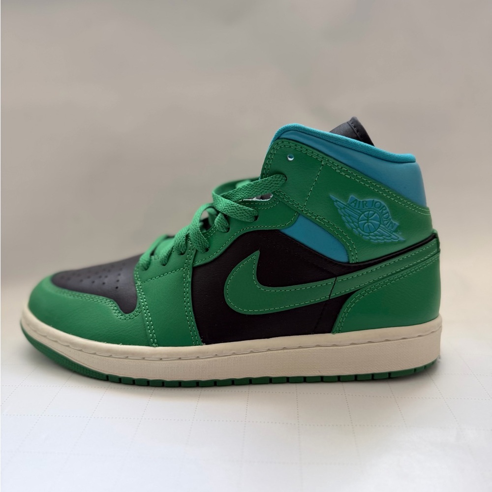 Nike Emerald and Teal High-Top Sneakers - Picture 2 of 6